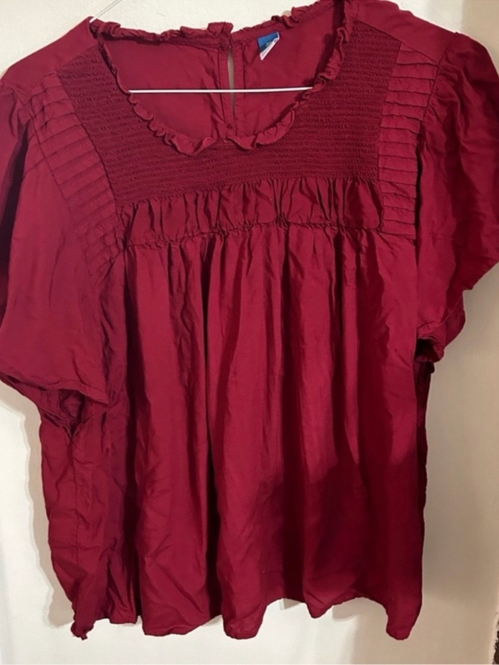 Old Navy Size XXL Tall Deep Red Ruffle-Yoke Short Sleeve Blouse